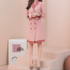 (NWT) Plaid long sleeves dress size small